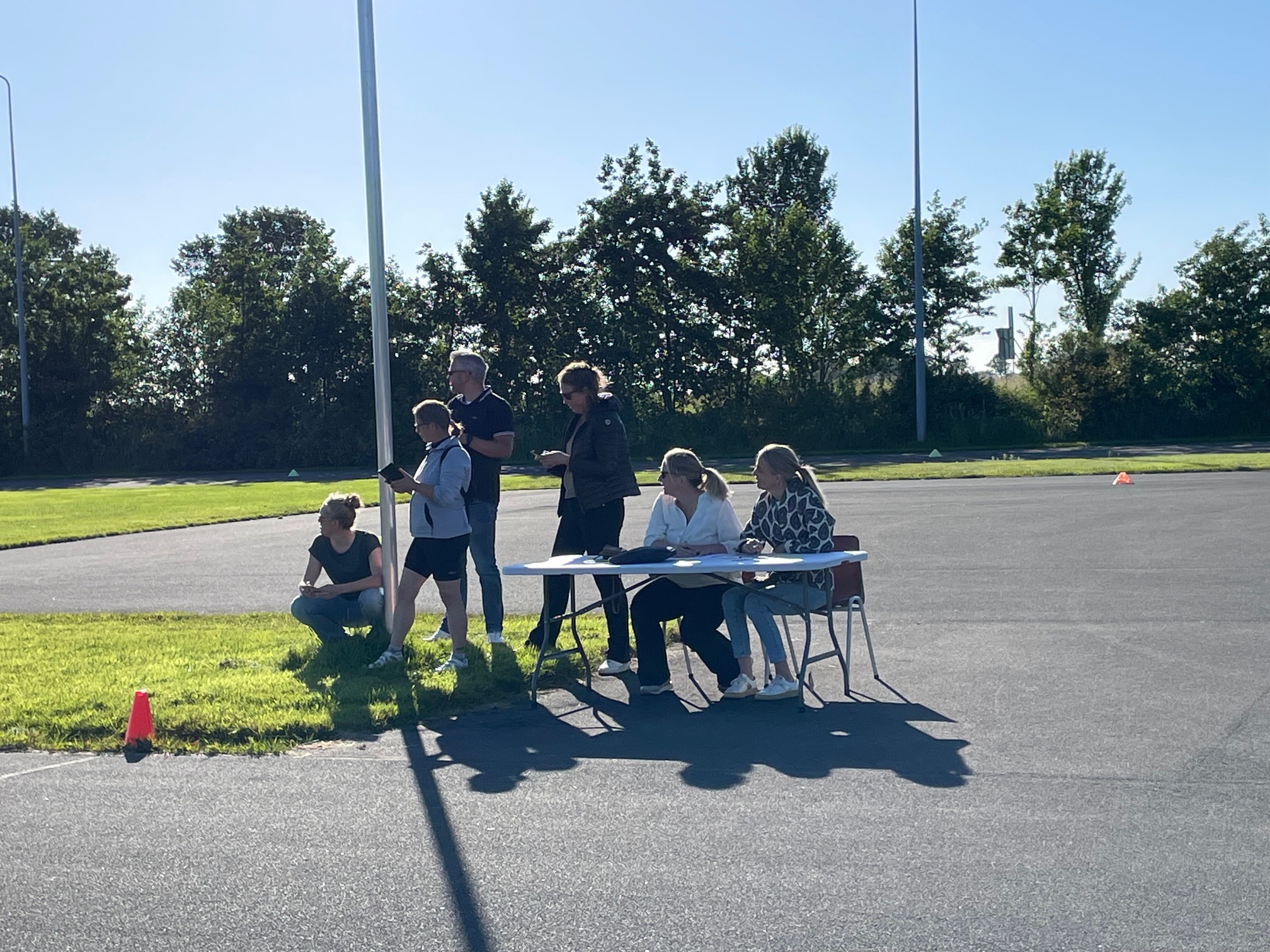 Jury bij de skeelerbaan