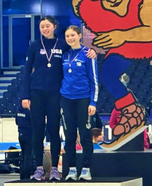 Eva-Sofie wint 1500 m